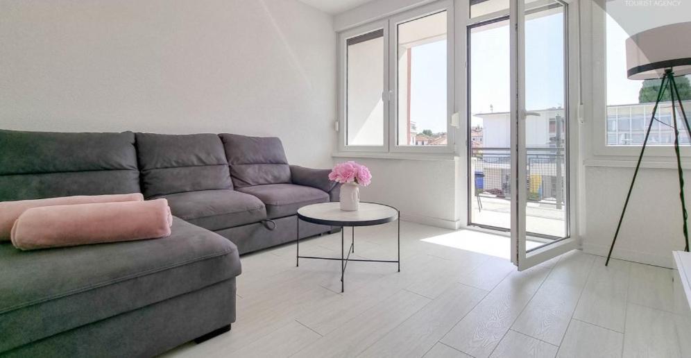 Bella Apartment Umag Exterior foto